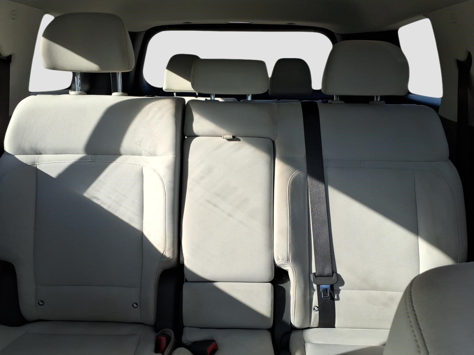 Used 2025 Hyundai Santa Fe SE FWD image 11