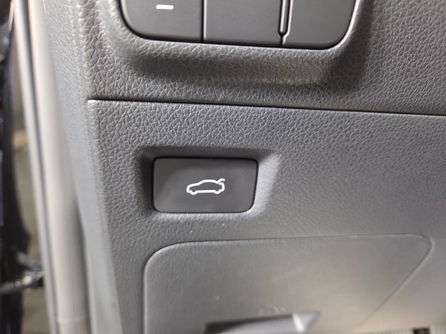 Certified 2025 Kia K5 GT-Line w/ GT-Line Premium Package FWD image 28