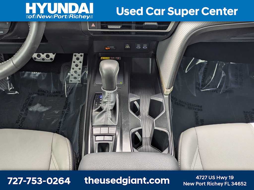 Used 2025 Toyota Camry SE FWD image 22