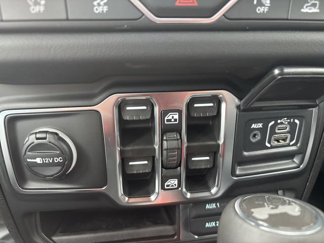New 2026 Jeep Wrangler Unlimited Sahara AWD/4WD image 11