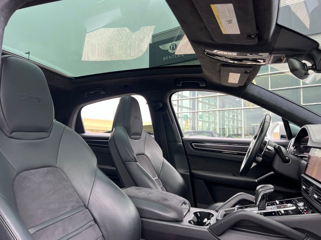 Used 2021 Porsche Cayenne GTS image 25