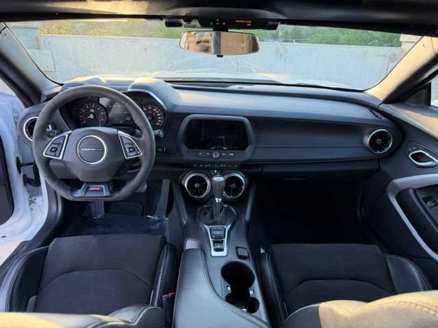 Used 2023 Chevrolet Camaro SS RWD image 17