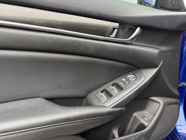 Used 2019 Honda Accord Sport image 5