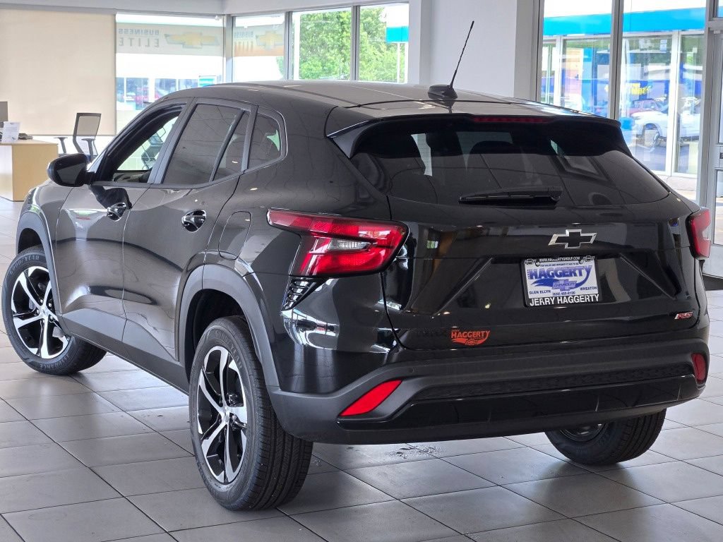 New 2026 Chevrolet Trax RS w/ Driver Confidence Package FWD image 13