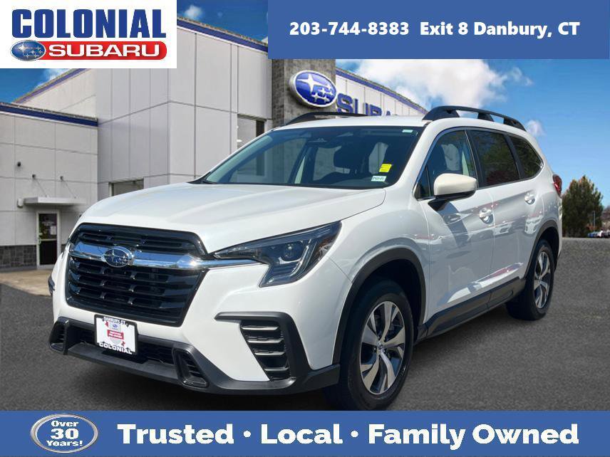 Certified 2025 Subaru Ascent Premium AWD/4WD image 1