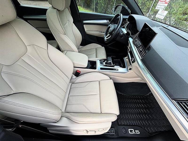 Used 2025 Audi Q5 2.0T Premium Plus AWD/4WD image 45