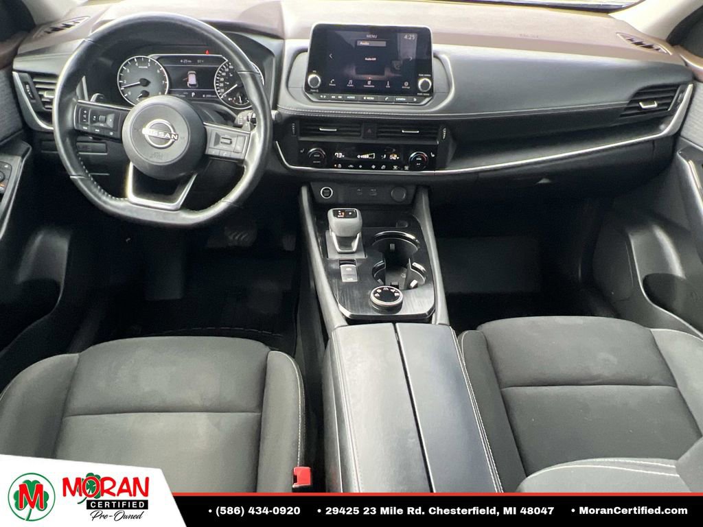 Used 2023 Nissan Rogue S AWD/4WD image 13