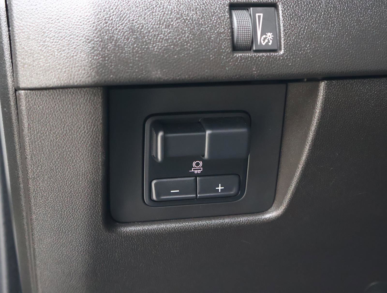 Used 2024 Chevrolet Colorado ZR2 w/ ZR2 Convenience Package III image 26