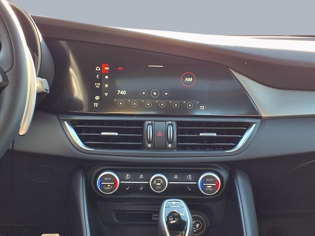 New 2025 Alfa Romeo Giulia w/ Veloce Package Rwd image 11