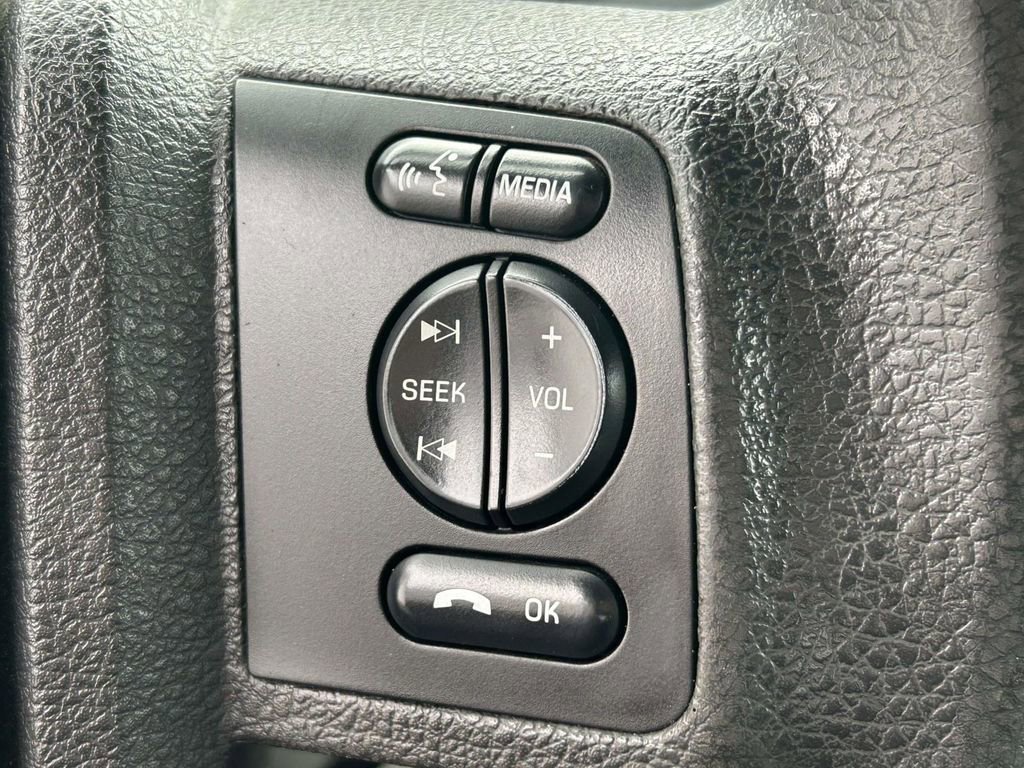Used 2015 Ford F550 2WD Regular Cab Super Duty image 17