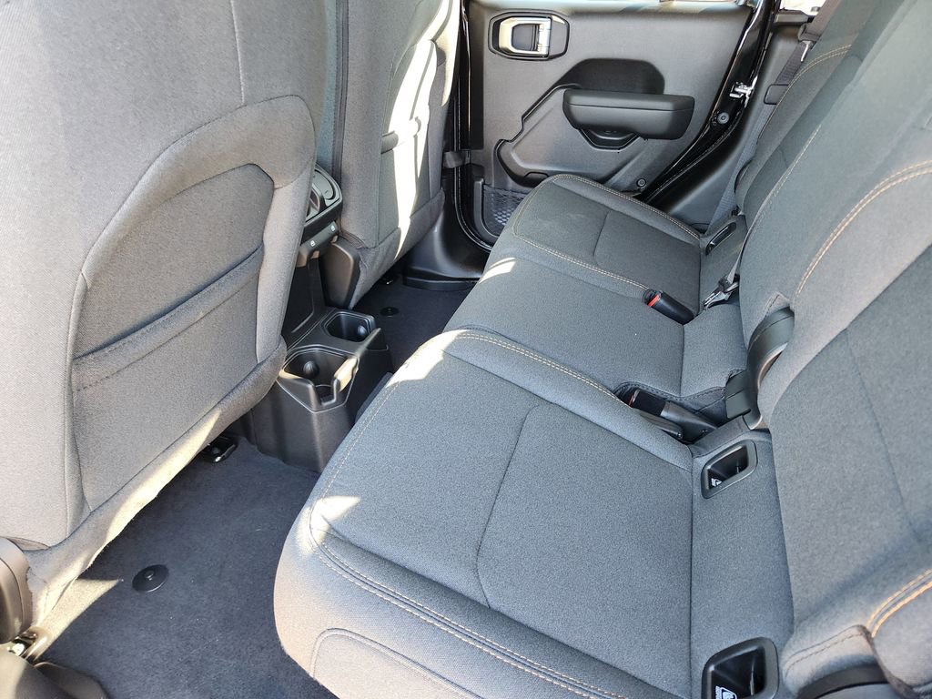 New 2026 Jeep Gladiator Sport image 20