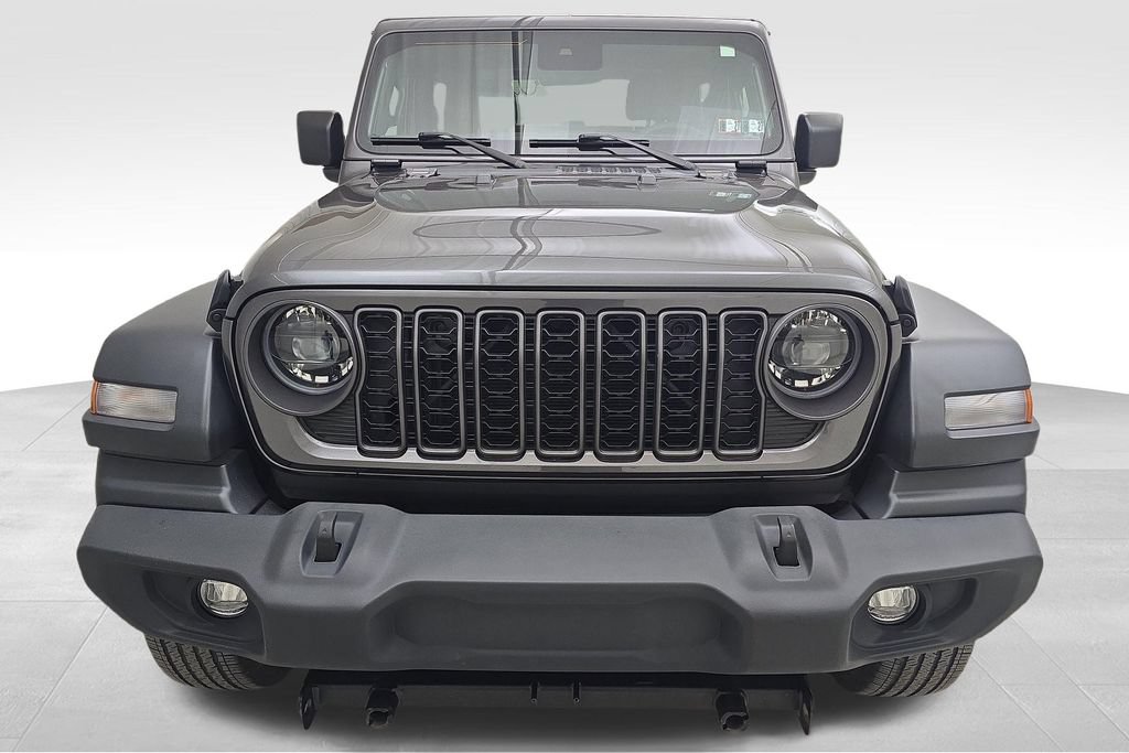 Used 2024 Jeep Wrangler Sport AWD/4WD image 3