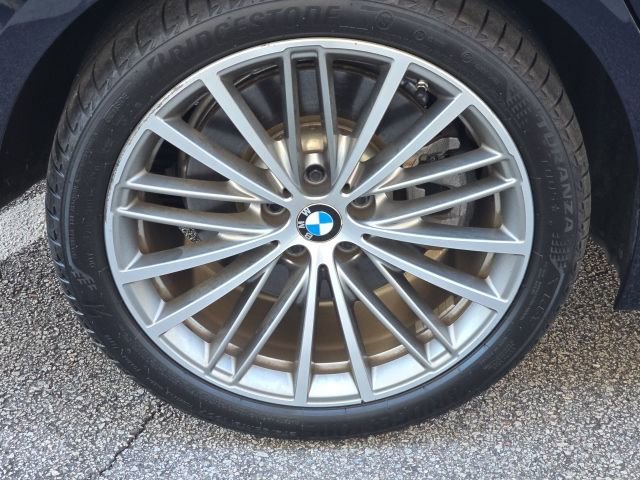 Used 2019 BMW 540i w/ Premium Package RWD image 8