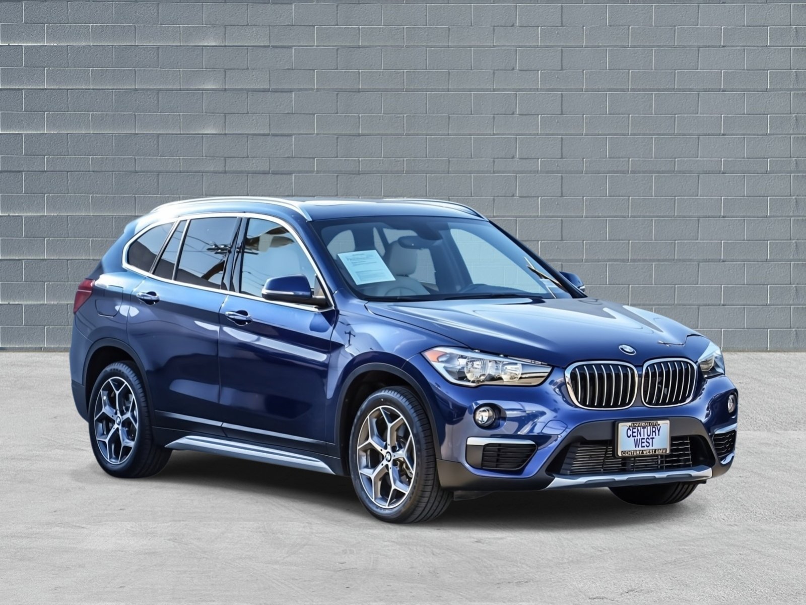 Used 2018 BMW X1 xDrive28i w/ Convenience Package image 1