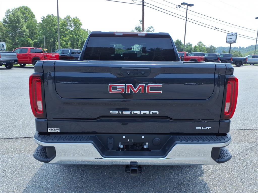 Used 2023 GMC Sierra 1500 SLT w/ SLT Premium Package AWD/4WD image 5