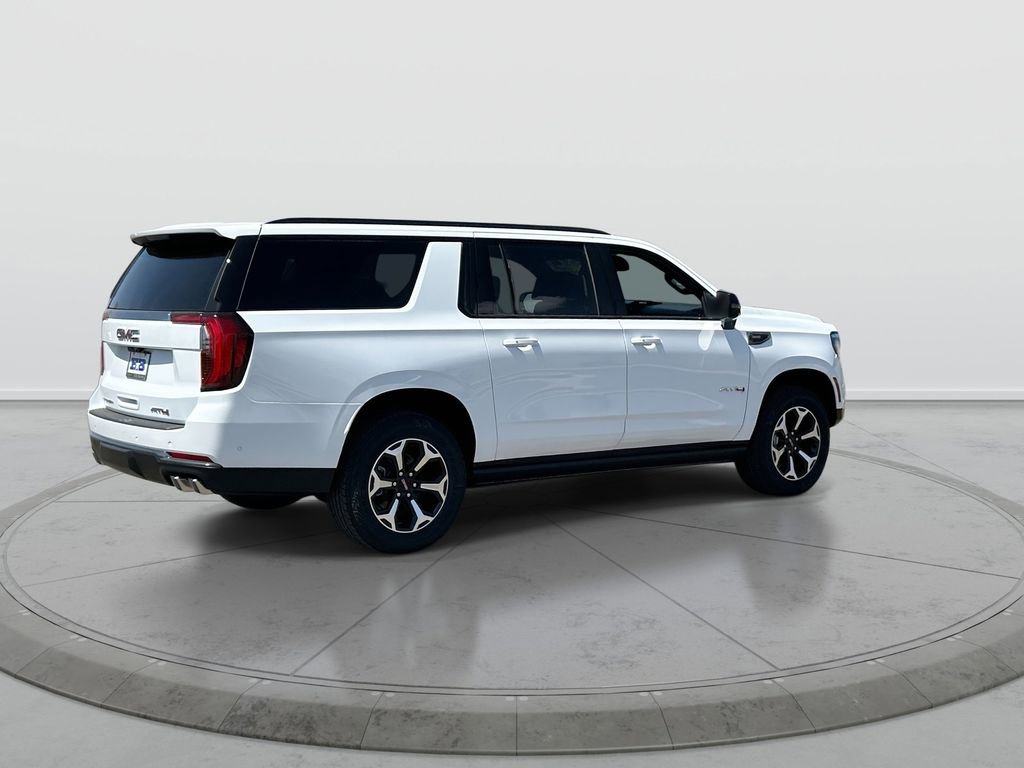 New 2026 GMC Yukon XL AT4 w/ AT4 Premium Plus Package AWD/4WD image 8