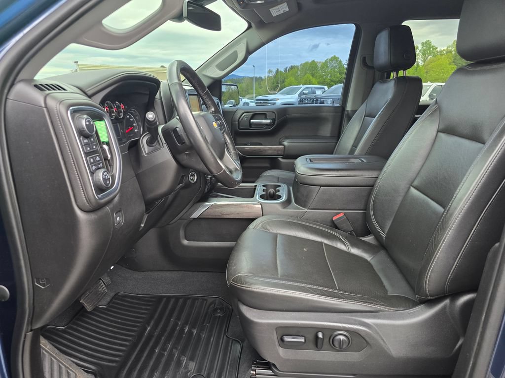 Certified 2019 Chevrolet Silverado 1500 LTZ w/ LTZ Plus Package AWD/4WD image 4
