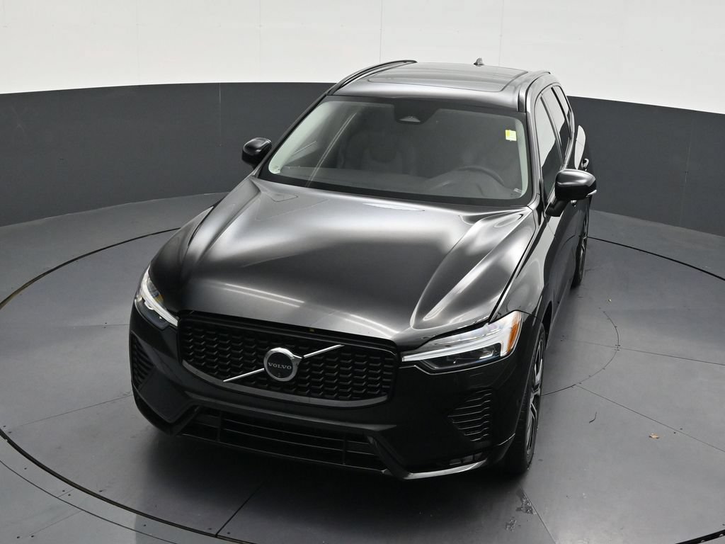 Certified 2024 Volvo XC60 B5 Plus w/ Protection Package Premier AWD/4WD image 21