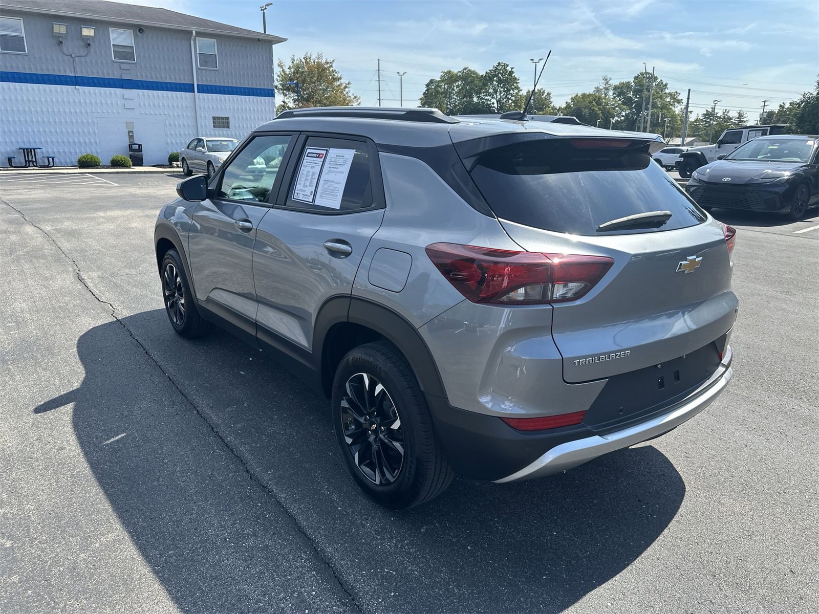 Used 2023 Chevrolet TrailBlazer LT w/ Convenience Package image 6