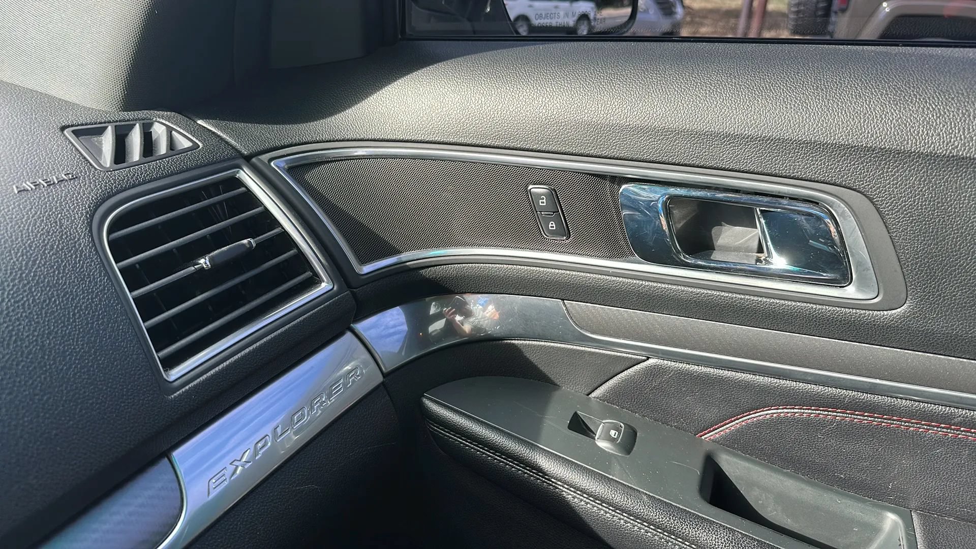 Used 2016 Ford Explorer Sport w/ Equipment Group 401A AWD/4WD image 47