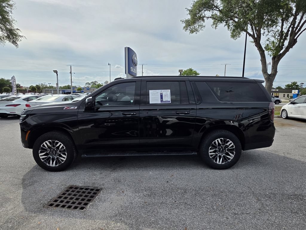 Used 2025 Chevrolet Suburban Z71 AWD/4WD image 5