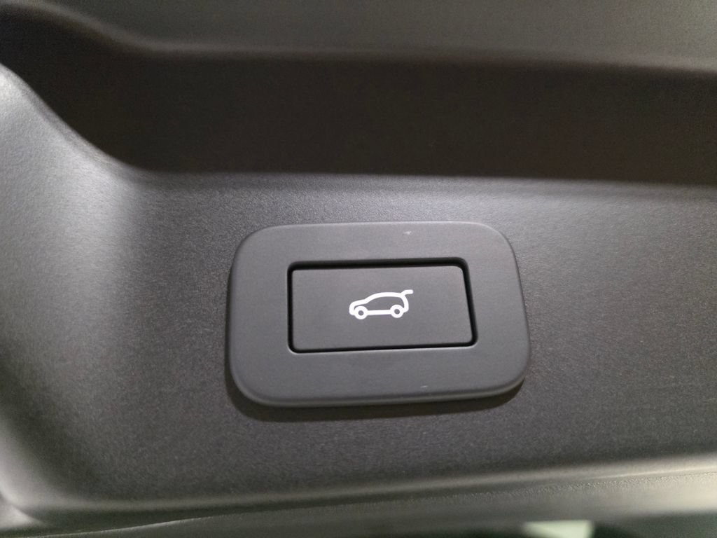 Certified 2024 Land Rover Range Rover Evoque S AWD/4WD image 11