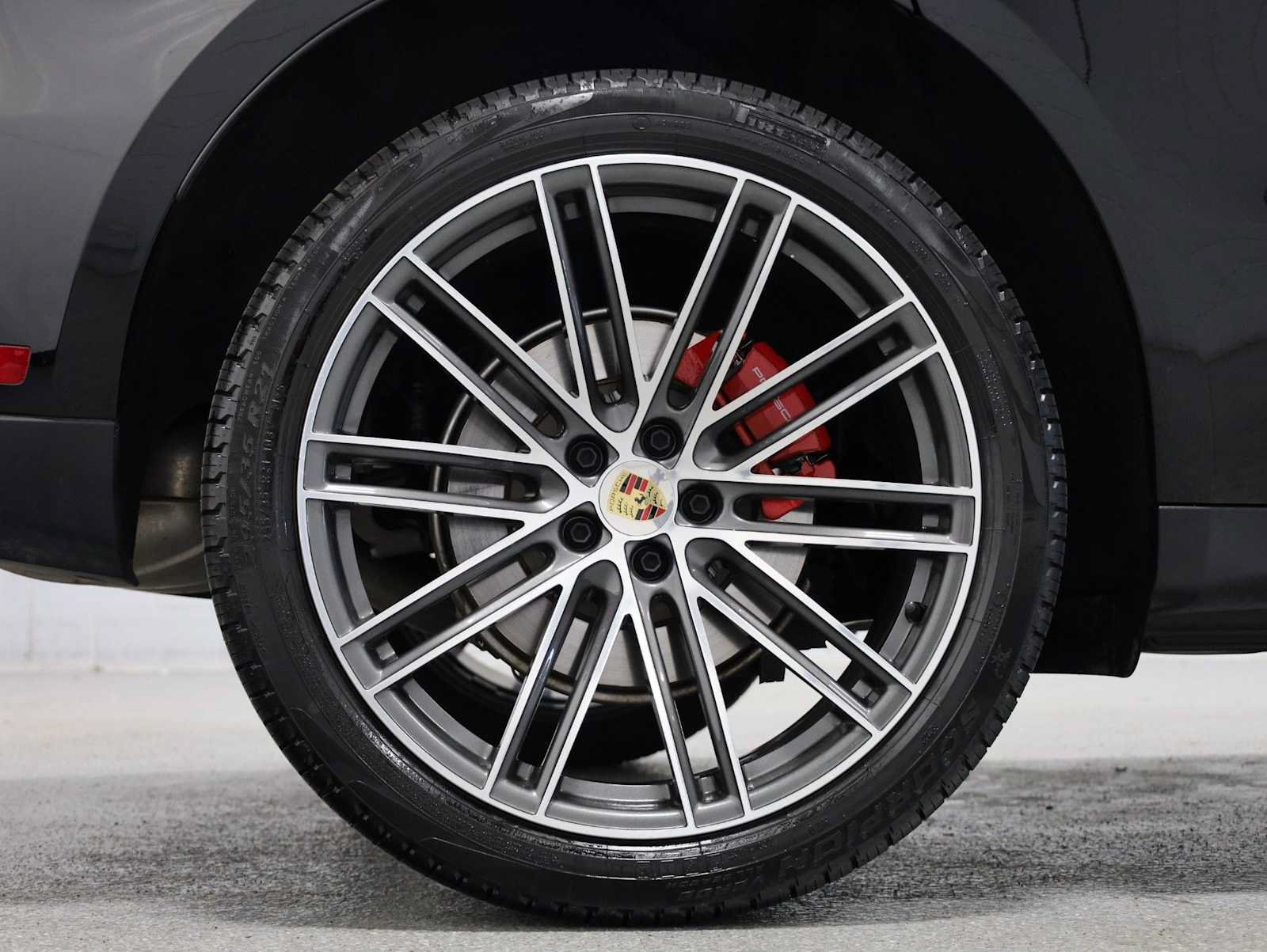 Used 2026 Porsche Macan S AWD/4WD image 38