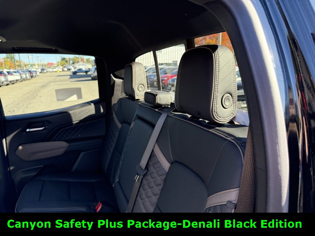 New 2026 GMC Canyon Denali w/ LPO, Denali Black Edition image 5