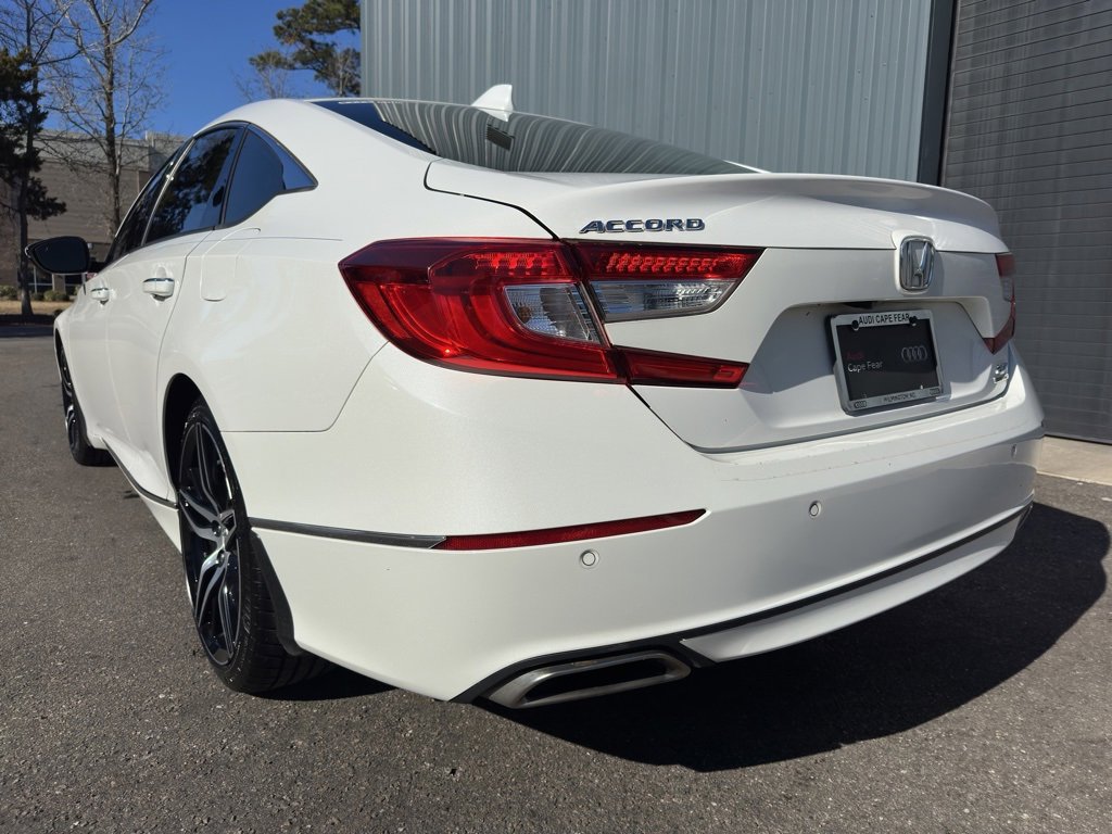 Used 2021 Honda Accord Touring image 5