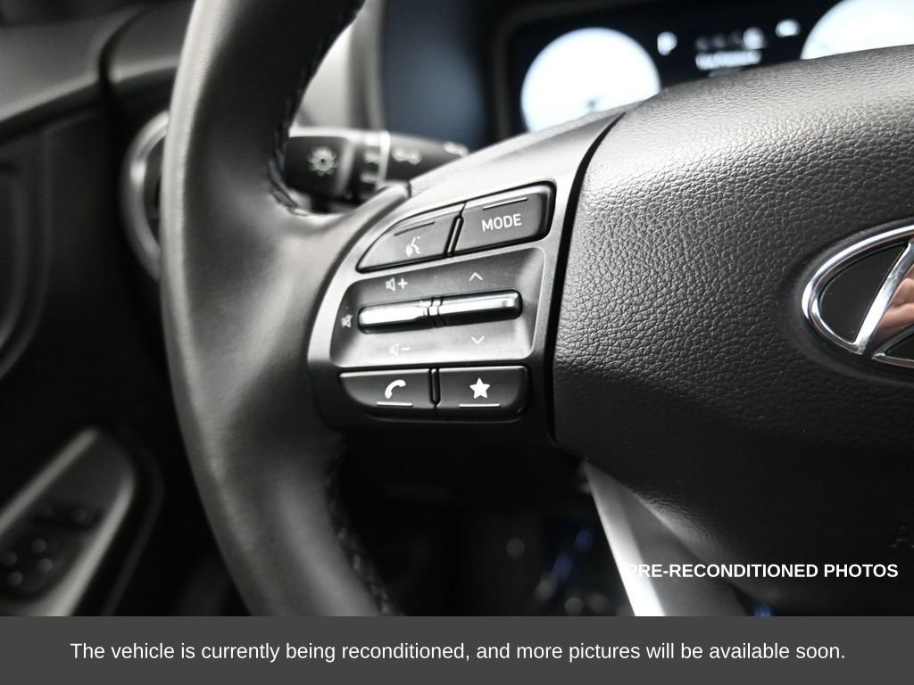 Used 2023 Hyundai Kona Limited image 22