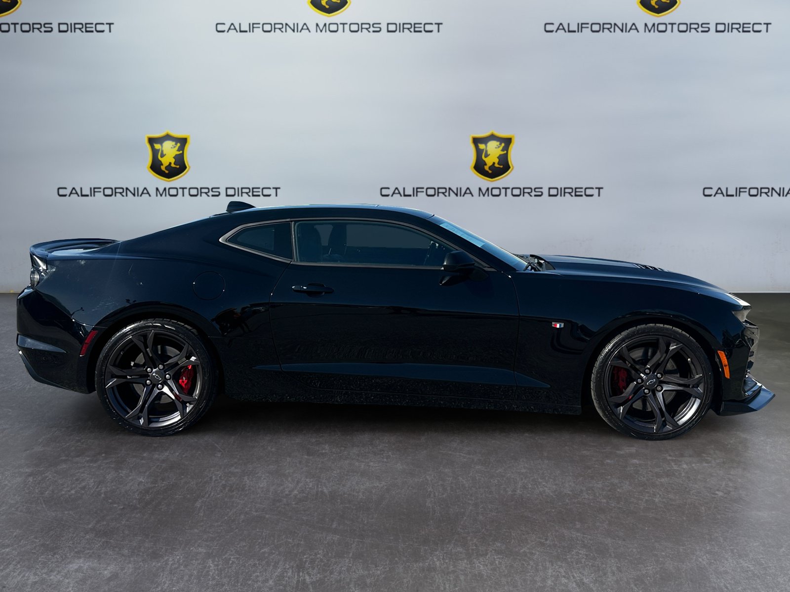 Used 2020 Chevrolet Camaro SS RWD image 6