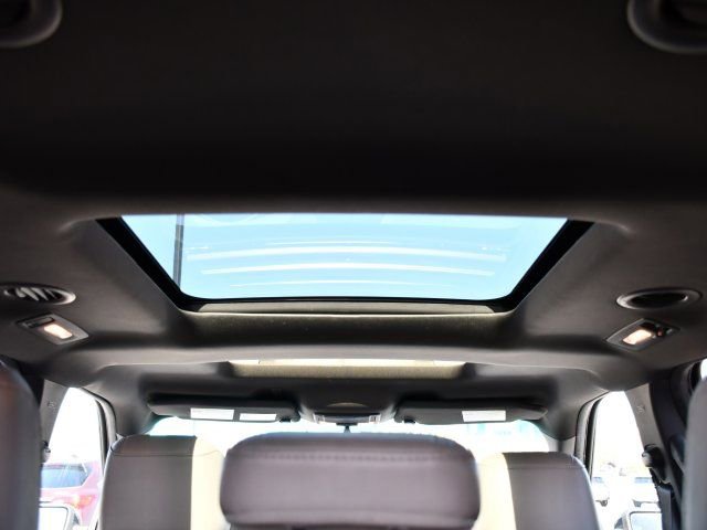 Used 2015 Ford Explorer XLT w/ Equipment Group 202A image 24