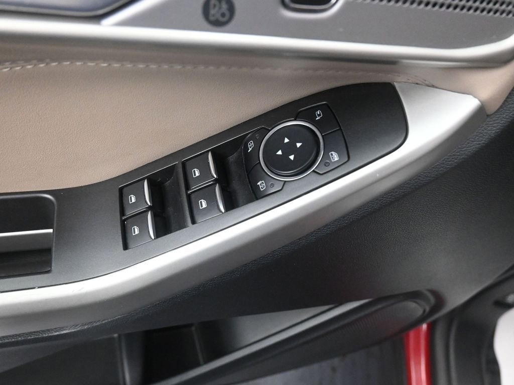 Used 2023 Ford Explorer Limited image 31