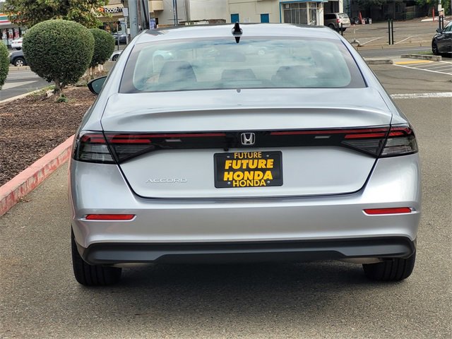 New 2025 Honda Accord SE image 6