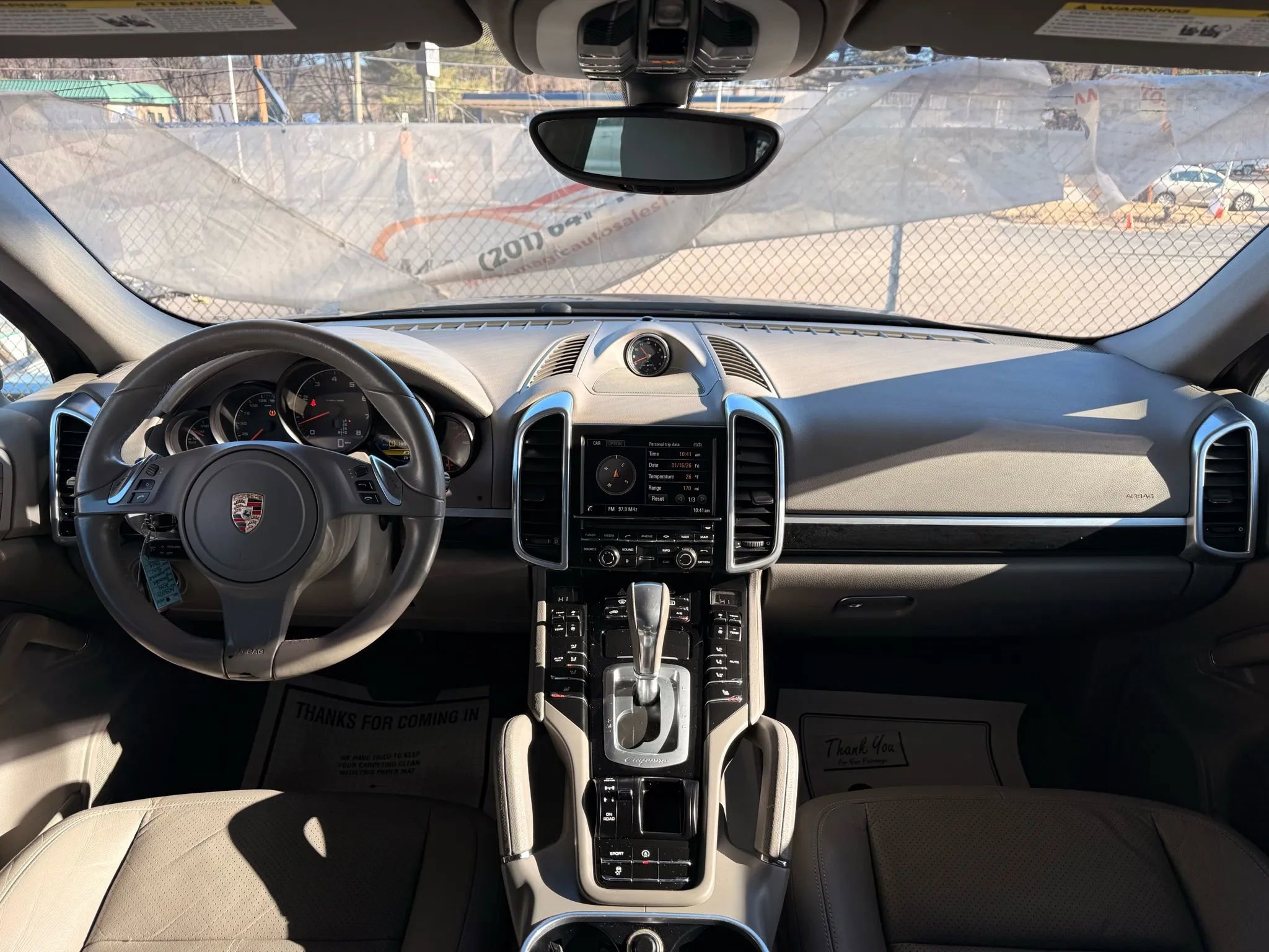 Used 2014 Porsche Cayenne Platinum Edition AWD/4WD image 27