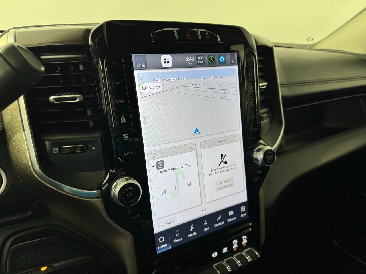 Used 2024 RAM 2500 Laramie image 11