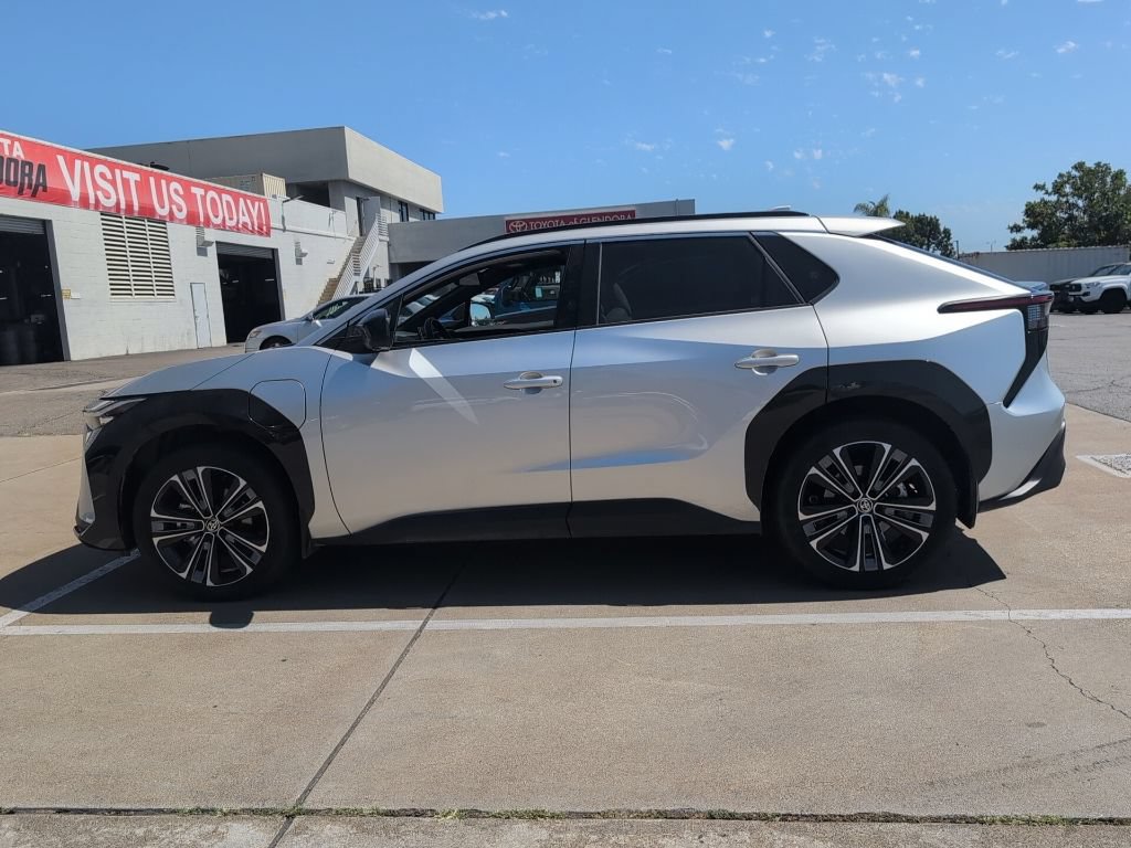 Certified 2023 Toyota bZ4X AWD w/ Weather Package image 6