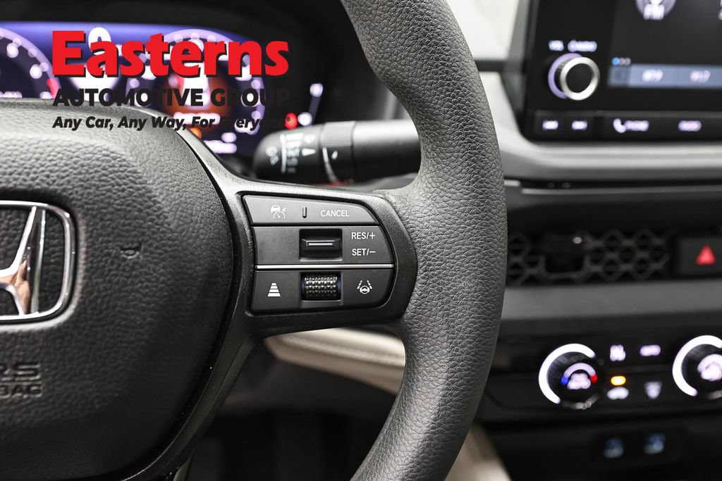 Used 2025 Honda Accord LX image 16