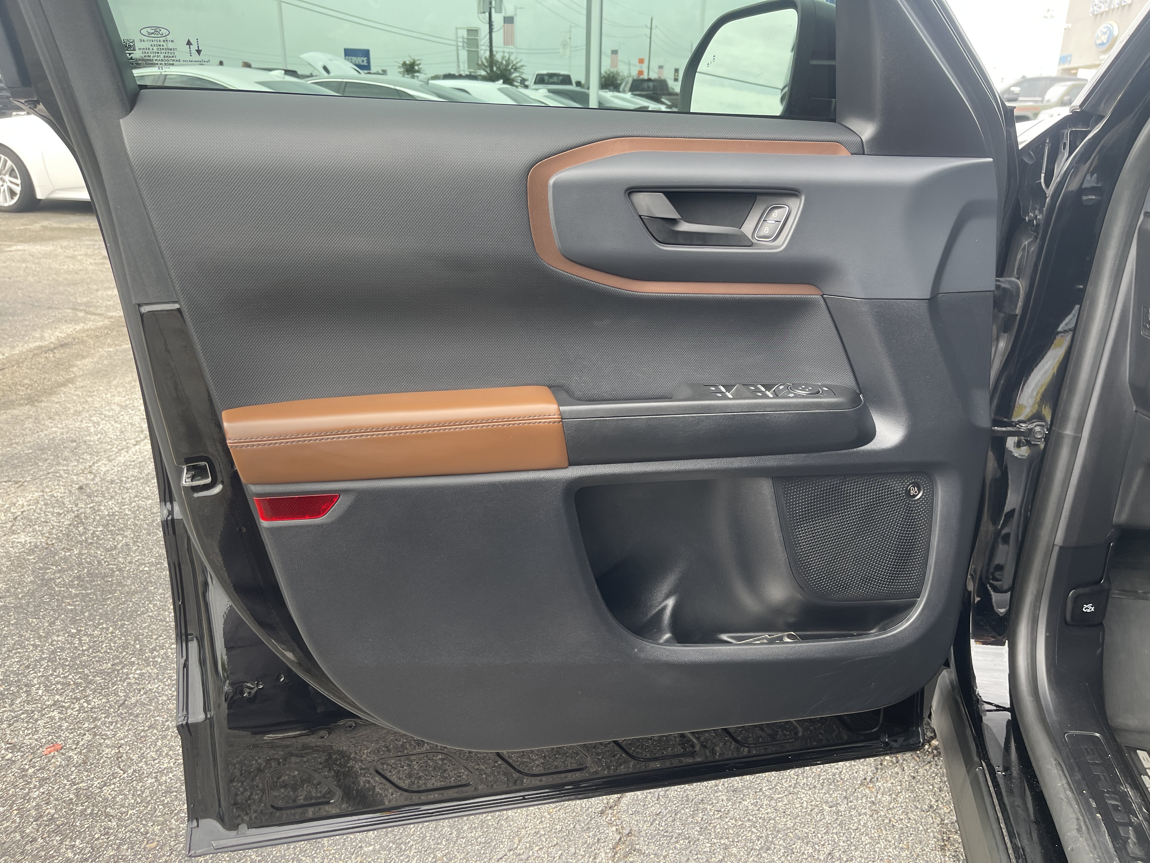 Used 2022 Ford Bronco Sport Outer Banks w/ Tech Package AWD/4WD image 12