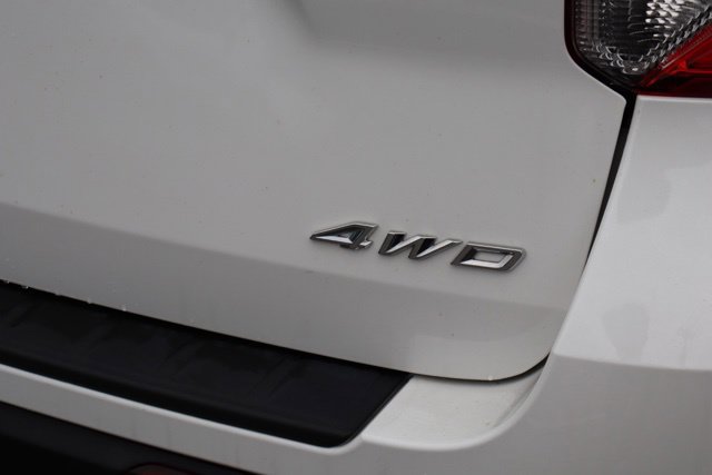 Used 2023 Ford Explorer XLT w/ Equipment Group 202A AWD/4WD image 10