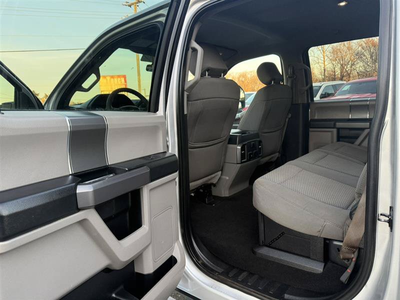 Used 2019 Ford F250 XLT w/ XLT Premium Package AWD/4WD image 19