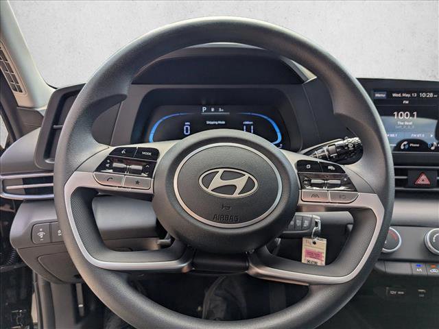 New 2026 Hyundai Elantra SE FWD image 12