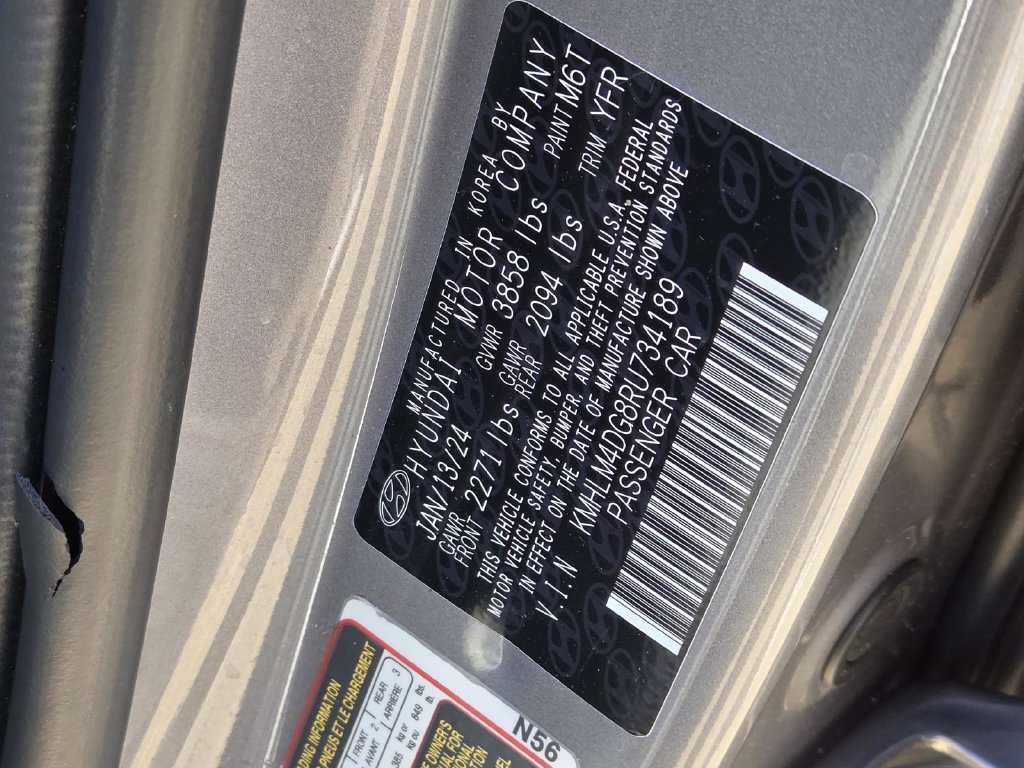Used 2024 Hyundai Elantra SEL FWD image 41