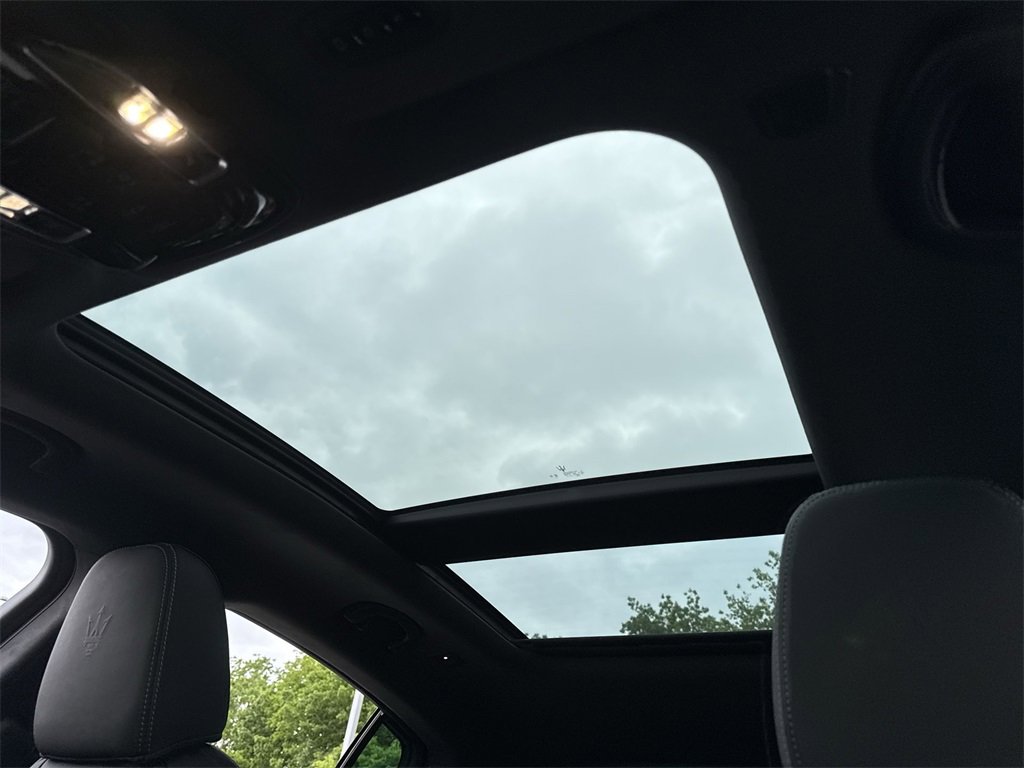 New 2025 Maserati Grecale Modena image 28