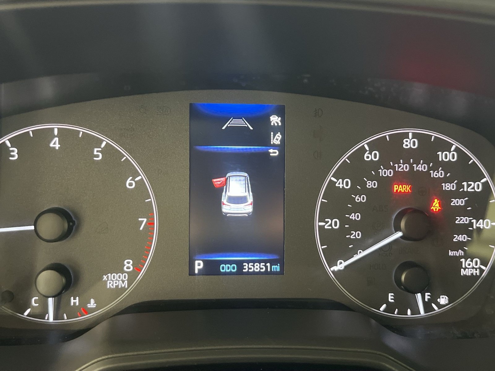 Used 2025 Toyota Corolla Cross LE FWD image 17
