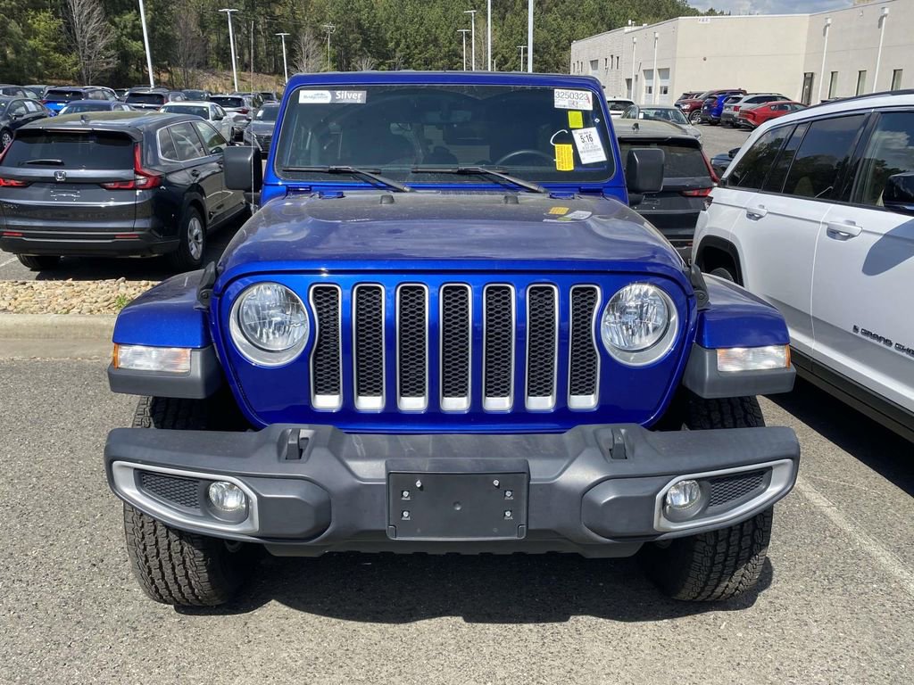 Used 2018 Jeep Wrangler Unlimited Sahara image 2