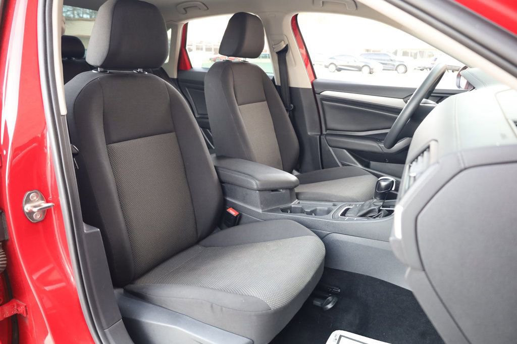 Used 2020 Volkswagen Jetta S image 23