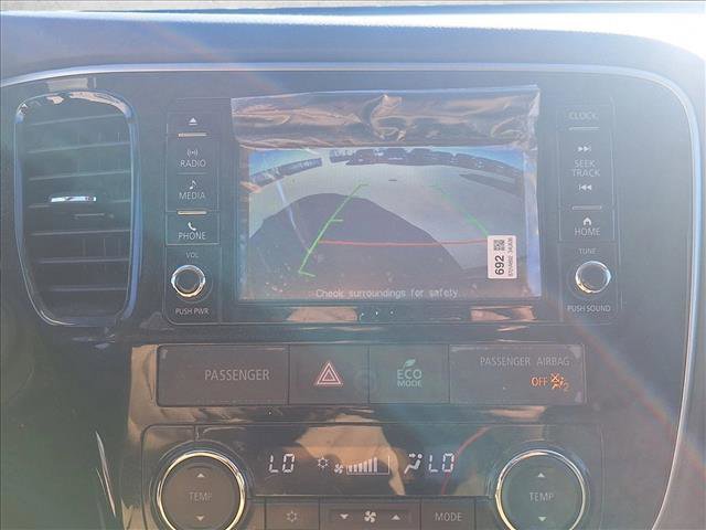 Used 2017 Mitsubishi Outlander ES image 12