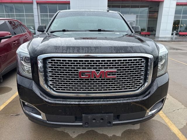 Used 2017 GMC Yukon Denali w/ Open Road Package AWD/4WD image 13