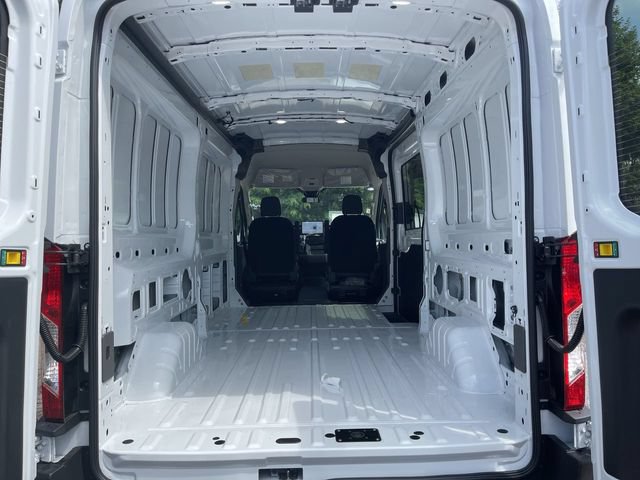 New 2026 Ford Transit 250 148 Medium Roof Extended AWD image 23